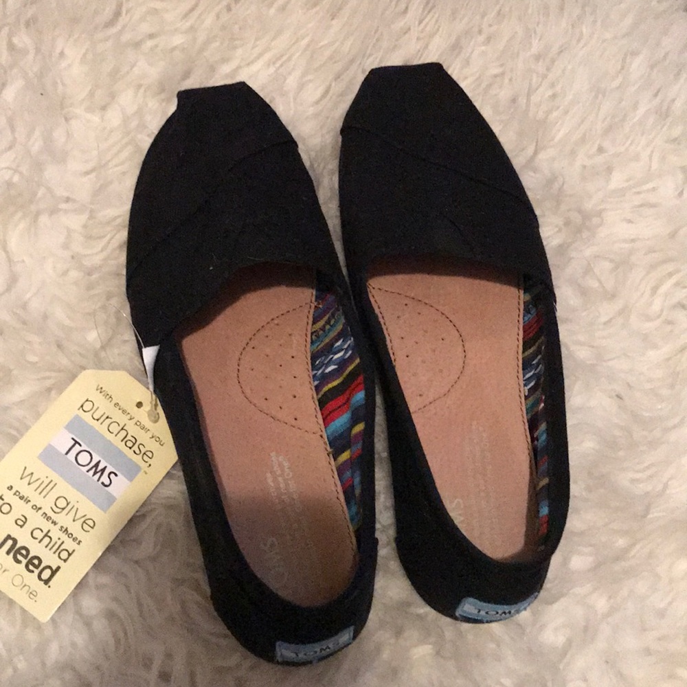 Toms